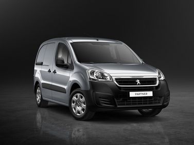 Peugeot Partner فيس ليفت الثاني 2، فان — منظر أمامي أيمن