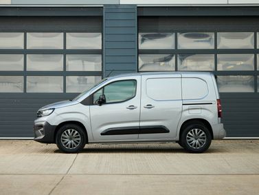 Peugeot Partner III Рестайлинг, Фургон L1 — вид слева
