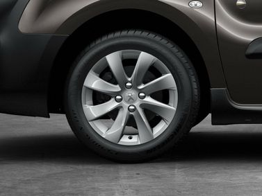 Peugeot Partner فيس ليفت الثاني 2، فان مدمج — جنط العجلة