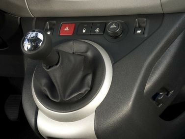 Peugeot Partner ثانياً، فان مدمج — محدد ناقل الحركة