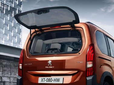 Peugeot Rifter I, Компактвэн — вид сзади