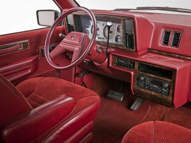 Plymouth Voyager I، ميني فان — منطقة السائق