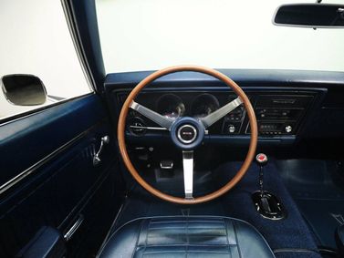 Pontiac Firebird I، كوبيه - سقف صلب — منطقة السائق