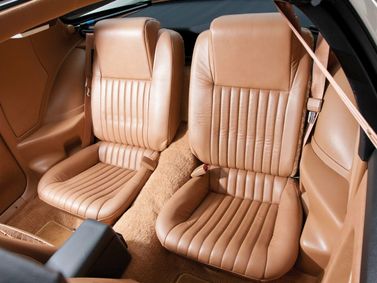 Pontiac Firebird ثالثاً، كوبيه — المقاعد الخلفية