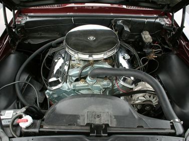 Pontiac Firebird I، كوبيه - سقف صلب — حجرة المحرك