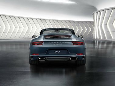 Porsche 911 VII (991.2) Рестайлинг, Кабриолет — вид сзади