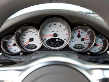 Porsche 911 VI (997) Рестайлинг, Купе — панель приборов