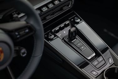 Porsche 911 VIII (992.1), Тарга Targa — селектор коробки передач