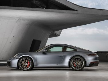 Porsche 911 VIII (992.1), Купе — вид слева
