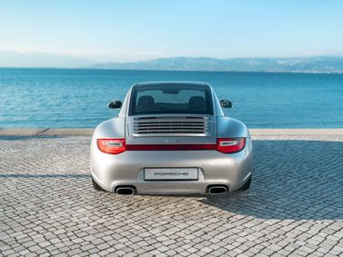 Porsche 911 VI (997) Рестайлинг, Тарга Targa — вид сзади
