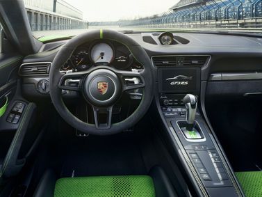 Porsche 911 GT3 عملية فيس ليفت 991، كوبيه RS — منطقة السائق