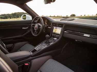 Porsche 911 R 991, Купе — место водителя