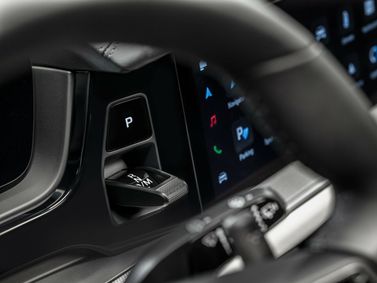 Porsche Cayenne III (E3.2) Рестайлинг, Внедорожник 5 дв. — селектор коробки передач