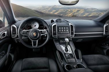 Porsche Cayenne II Рестайлинг (958), Внедорожник 5 дв. — передняя панель