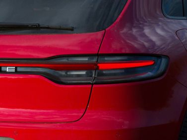 Porsche Macan I Рестайлинг, Внедорожник 5 дв. — задний фонарь