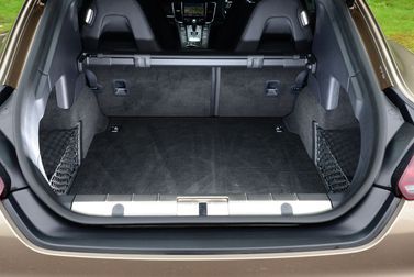 Porsche Panamera أنا فيس ليفت، هاتشباك 5 أبواب Executive — حجرة الأمتعة