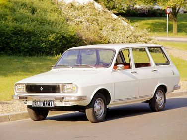 Renault 12, Универсал 5 дв. — вид спереди справа