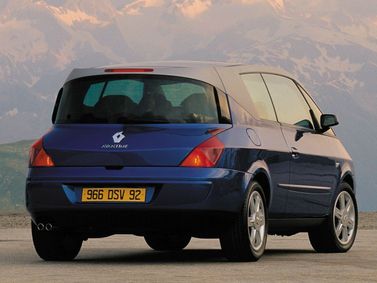 Renault Avantime, Компактвэн — вид сзади справа
