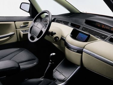 Renault Avantime, Компактвэн — место водителя