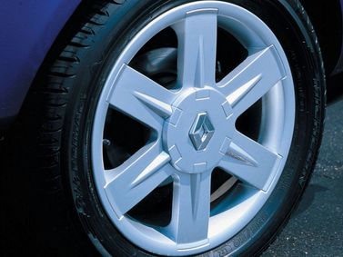 Renault Avantime, Компактвэн — колёсный диск