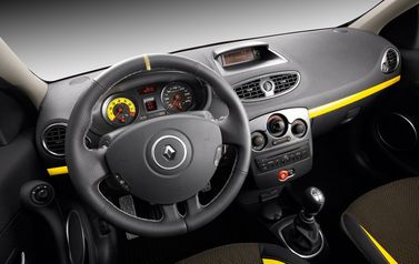 Renault Clio RS III Рестайлинг, Хэтчбек 3 дв. — место водителя