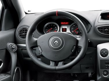 Renault Clio RS III, Хэтчбек 3 дв. — место водителя