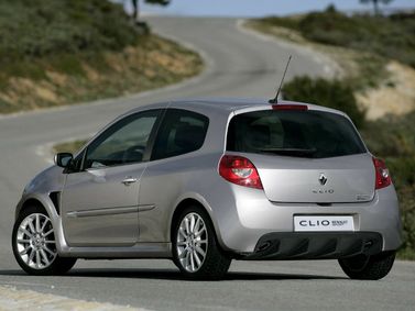 Renault Clio RS III, Хэтчбек 3 дв. — вид сзади слева