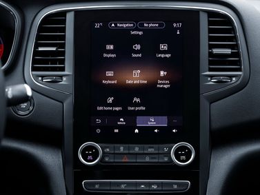 Renault Megane IV Рестайлинг, Хэтчбек 5 дв. — экран мультимедийной системы