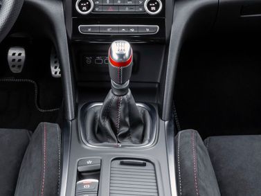 Renault Megane IV Рестайлинг, Хэтчбек 5 дв. — селектор коробки передач