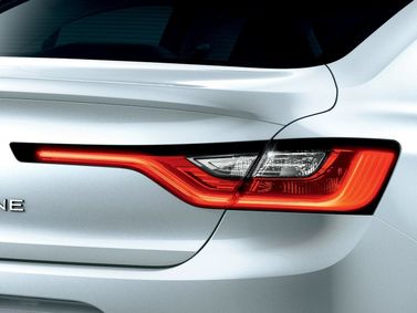 Renault Megane IV Рестайлинг, Седан — задний фонарь