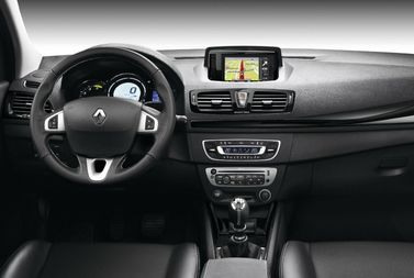 Renault Megane III Рестайлинг, Универсал 5 дв. — передняя панель