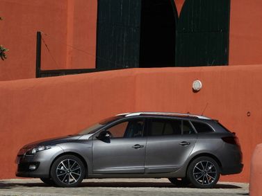Renault Megane III, Универсал 5 дв. — вид слева