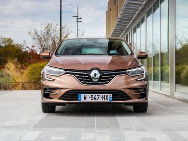 Renault Megane IV Рестайлинг, Хэтчбек 5 дв. — вид спереди