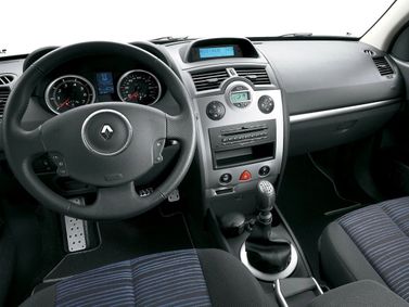 Renault Megane II Рестайлинг, Универсал 5 дв. — передняя панель