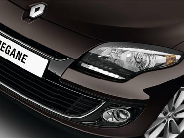 Renault Megane III Рестайлинг, Универсал 5 дв. — передняя часть автомобиля крупным планом