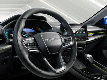 Roewe i5 I Рестайлинг, Седан — место водителя