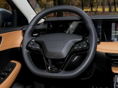 Roewe i5 I Рестайлинг 2, Седан — рулевое колесо