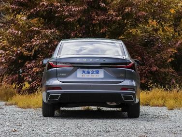 Roewe i5 I Рестайлинг 2, Седан — вид сзади