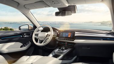 Roewe i5 I Рестайлинг, Универсал 5 дв. Ei5 — место водителя