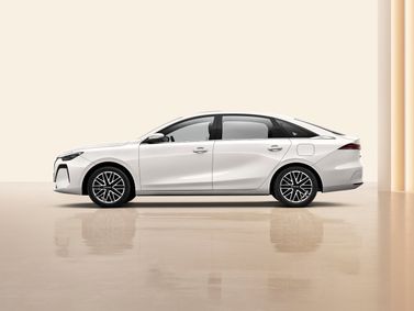 Roewe i6 II, Sedan — left side view