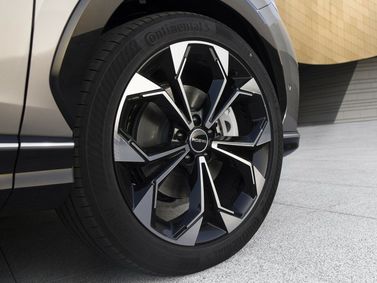 Roewe RX5 ثانياً، دفع رباعي 5 أبواب — جنط العجلة