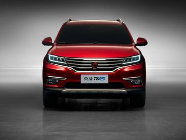 Roewe RX5 I، دفع رباعي 5 أبواب — منظر أمامي