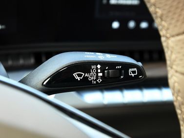 Roewe RX9, Внедорожник 5 дв. — селектор коробки передач