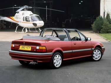 Rover 200 II (R8), Кабриолет — вид сзади справа