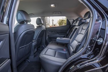 SsangYong Korando رابعاً، دفع رباعي 5 أبواب — المقاعد الخلفية
