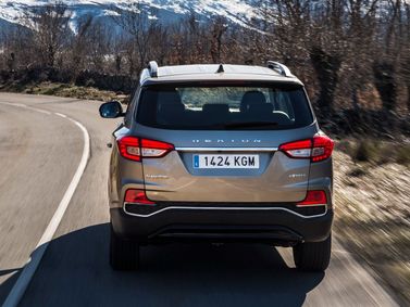 SsangYong Rexton IV, Внедорожник 5 дв. — вид сзади