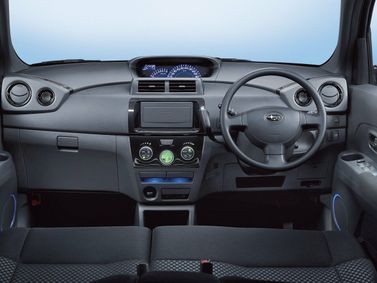 Subaru Dex، هاتشباك 5 أبواب — لوحة القيادة