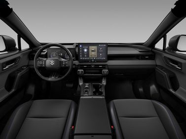 Suzuki Across II، دفع رباعي 5 أبواب — منطقة السائق