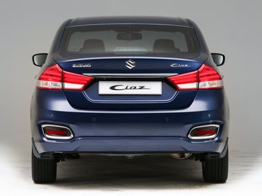 Suzuki Ciaz I Рестайлинг, Седан — вид сзади