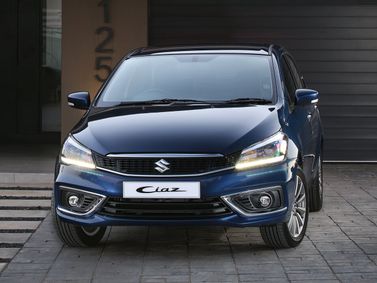 Suzuki Ciaz I Рестайлинг, Седан — вид спереди